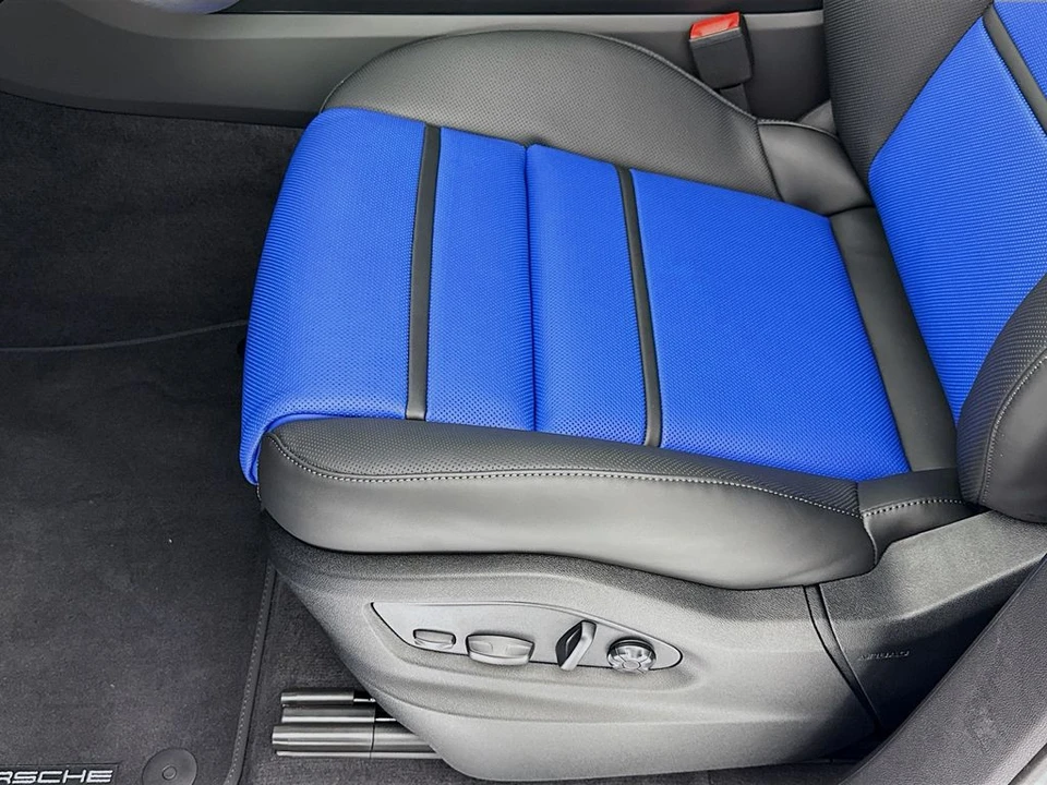 2026 Porsche 9Y0/9Y3 Cayenne S - Image 14 of 31