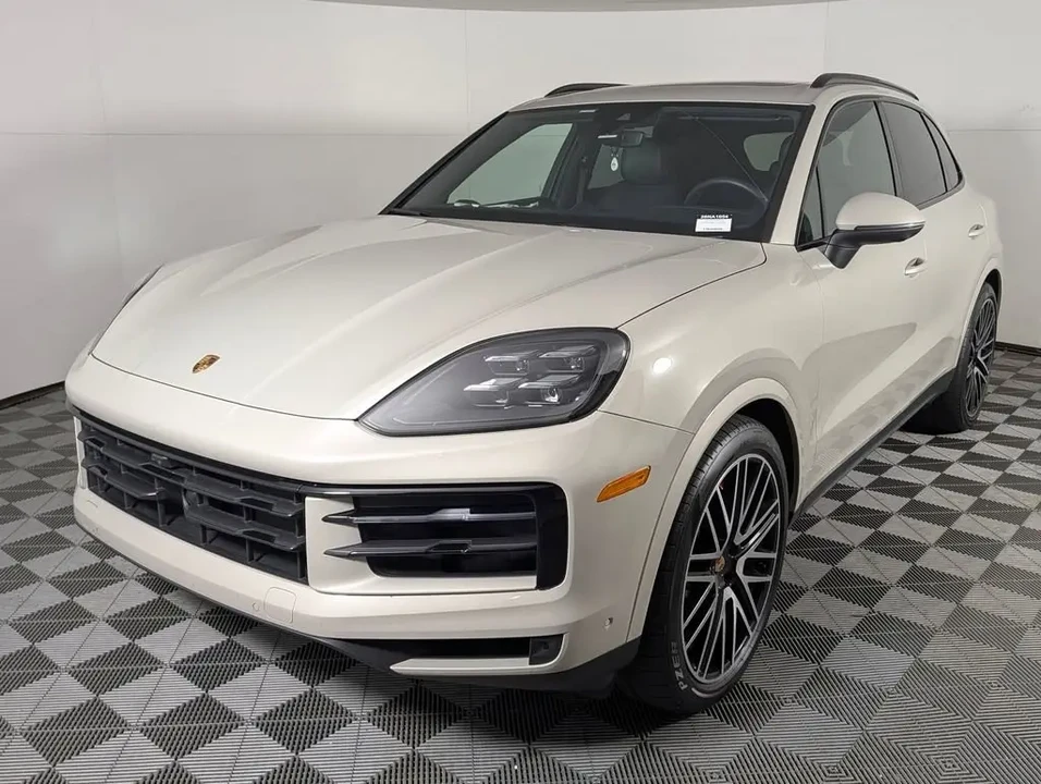 2026 Porsche 9Y0/9Y3 Cayenne S - Image 8 of 31