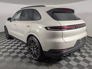 2026 Porsche 9Y0/9Y3 Cayenne S - Image 17 of 31
