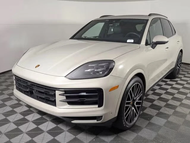 2026 Porsche 9Y0/9Y3 Cayenne S - Image 2 of 31
