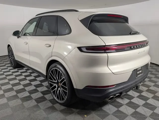2026 Porsche 9Y0/9Y3 Cayenne S - Image 22 of 31
