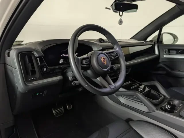 2026 Porsche 9Y0/9Y3 Cayenne S - Image 30 of 31