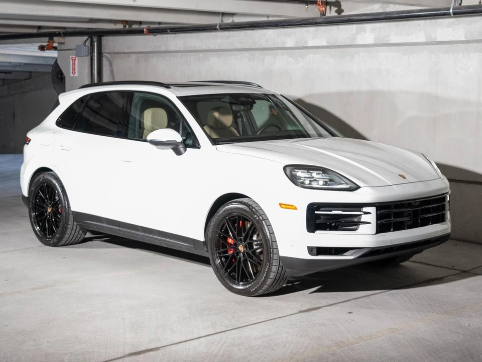 2026 Porsche 9Y0/9Y3 Cayenne S - Image 10 of 27