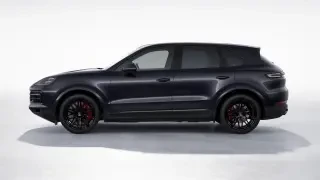 2026 Porsche 9Y0/9Y3 Cayenne S - Image 13 of 31