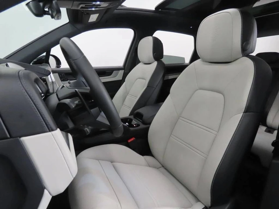2026 Porsche 9Y0/9Y3 Cayenne S - Image 5 of 5