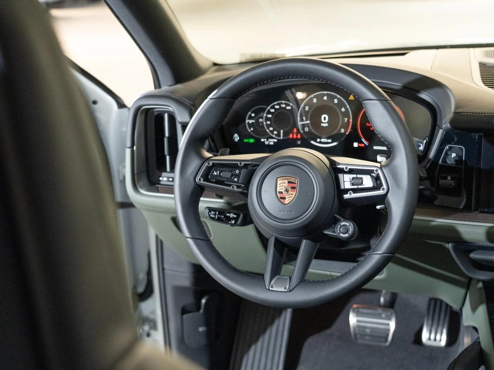 2026 Porsche 9Y0/9Y3 Cayenne S - Image 28 of 30