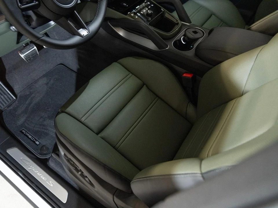 2026 Porsche 9Y0/9Y3 Cayenne S - Image 14 of 30
