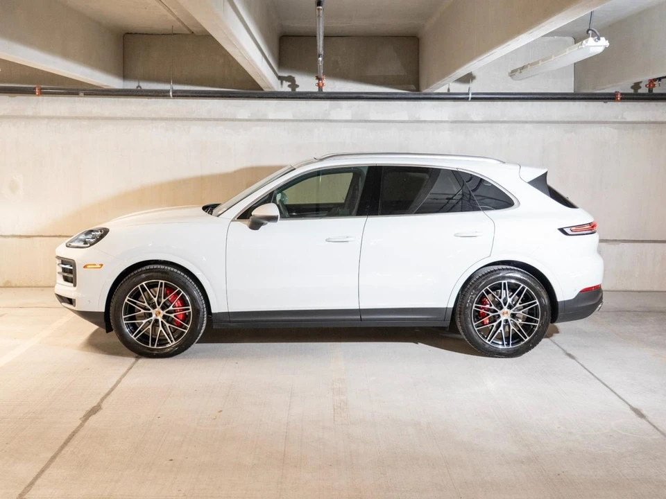 2026 Porsche 9Y0/9Y3 Cayenne S - Image 2 of 30