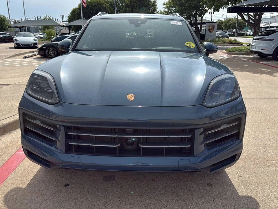 2026 Porsche 9Y0/9Y3 Cayenne S - Image 5 of 5