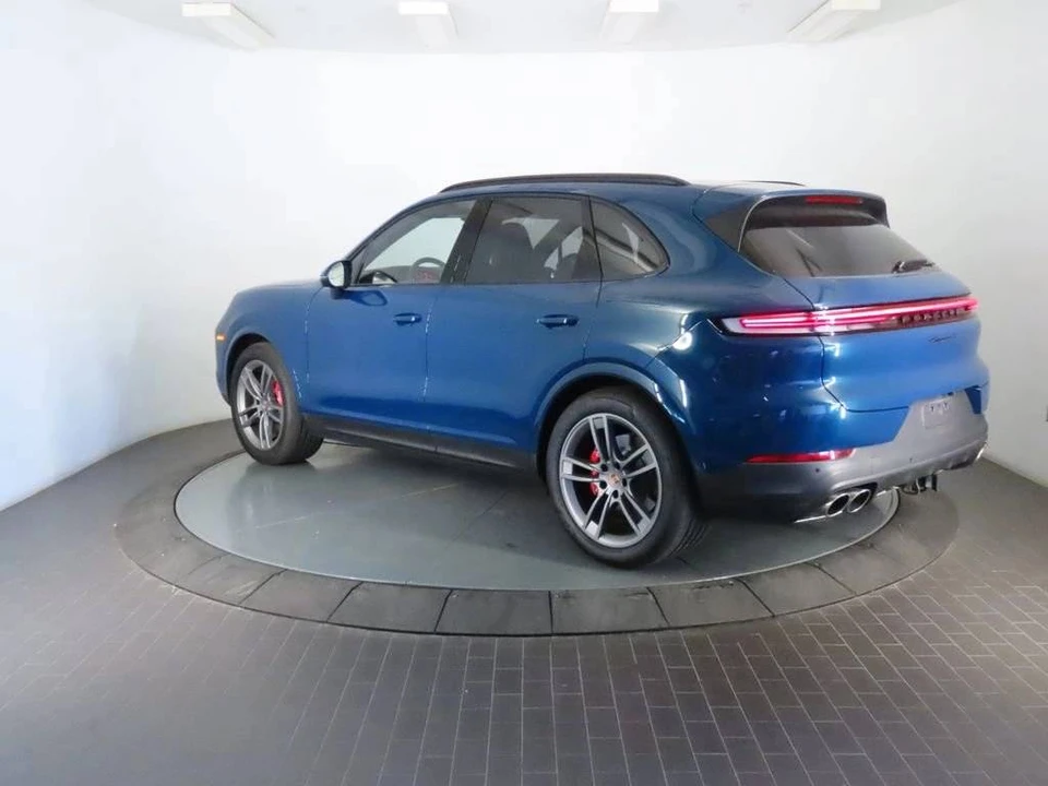 2026 Porsche 9Y0/9Y3 Cayenne S - Image 3 of 5