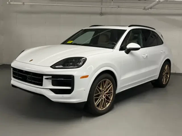 2026 Porsche 9Y0/9Y3 Cayenne S - Image 6 of 31
