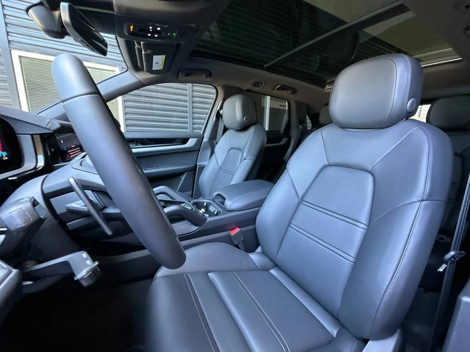 2026 Porsche 9Y0/9Y3 Cayenne S - Image 5 of 5