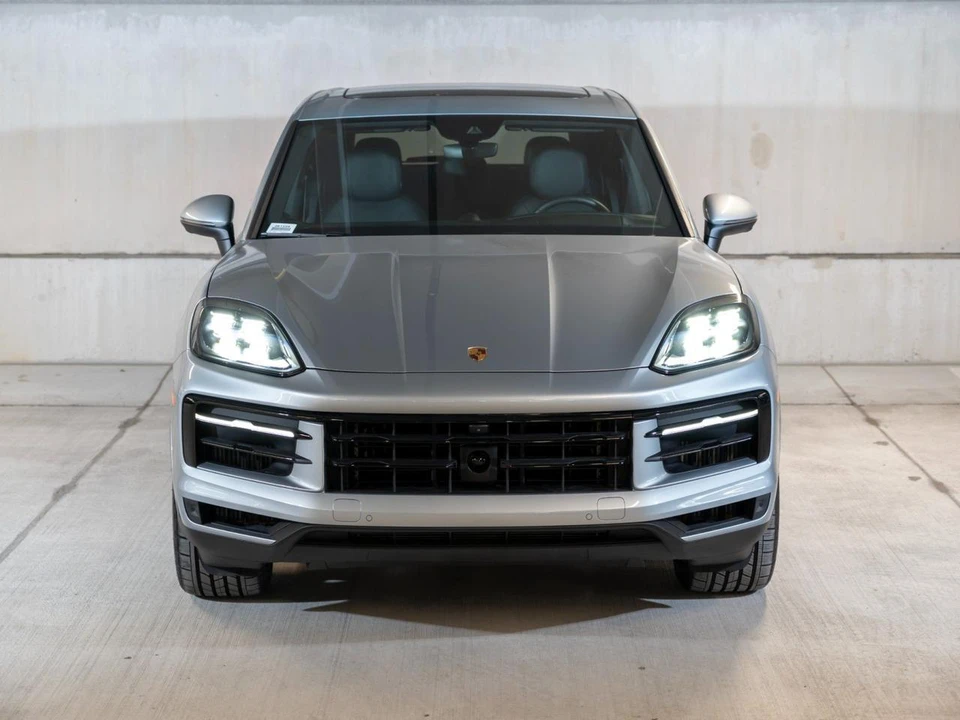2026 Porsche 9Y0/9Y3 Cayenne S - Image 7 of 31
