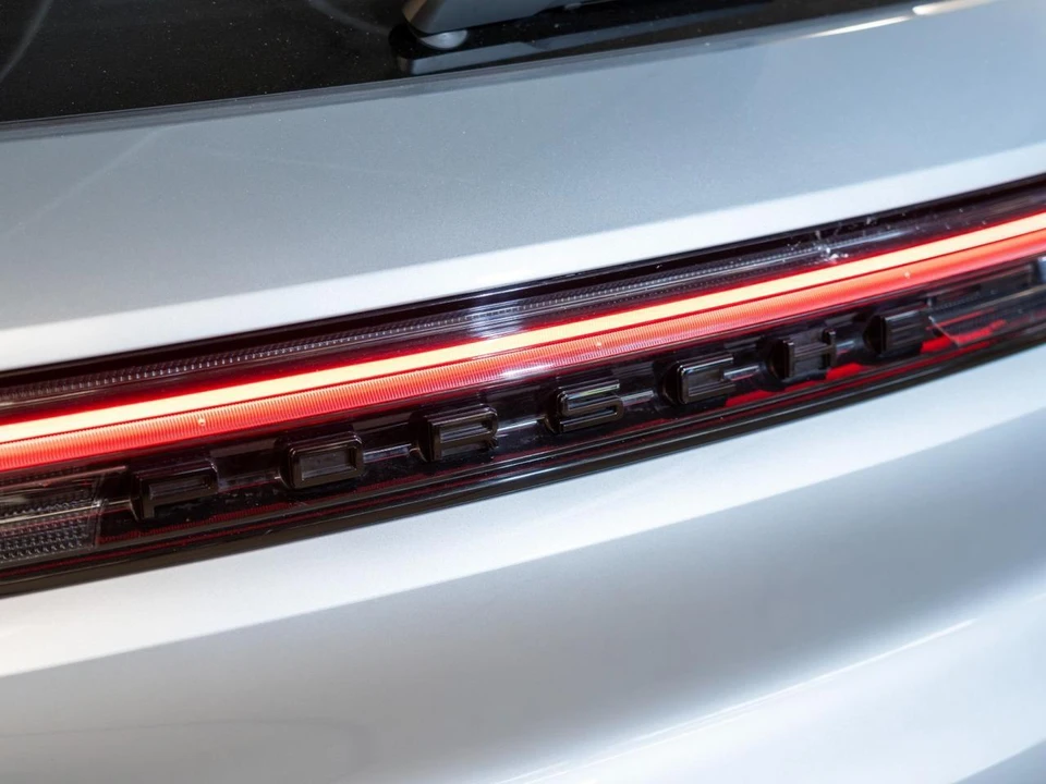 2026 Porsche 9Y0/9Y3 Cayenne S - Image 19 of 31