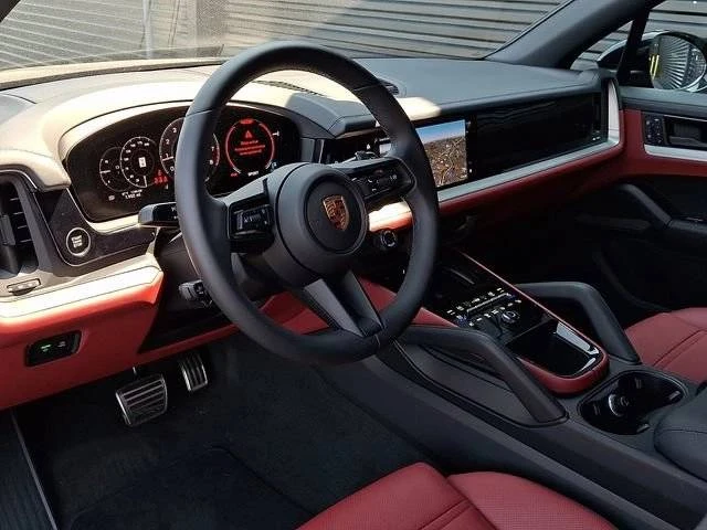 2026 Porsche 9Y0/9Y3 Cayenne S - Image 4 of 5