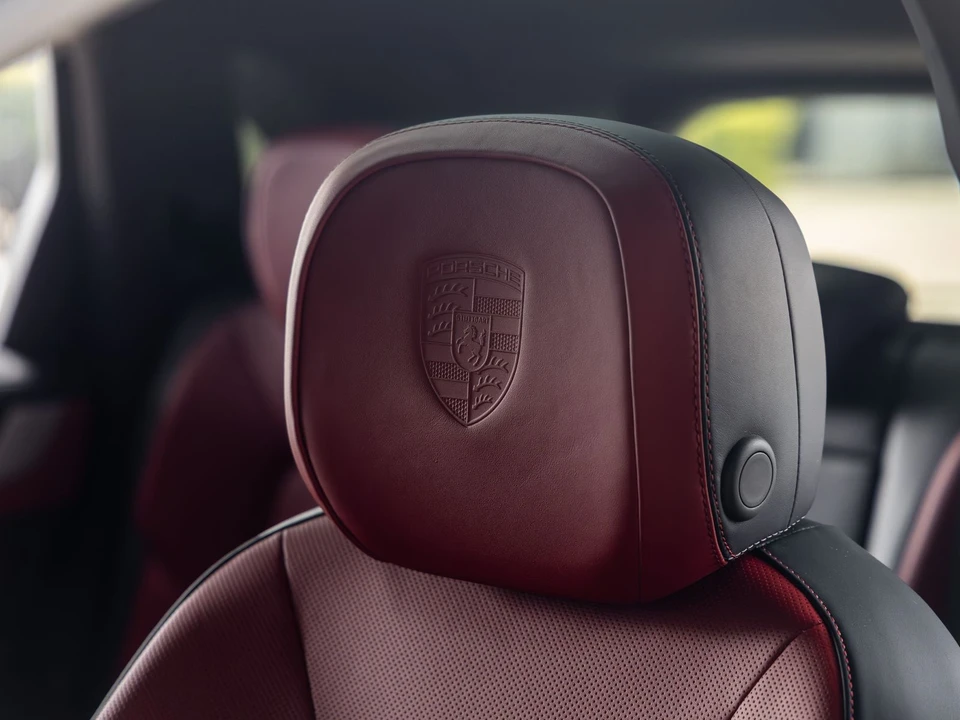 2026 Porsche 9Y0/9Y3 Cayenne S - Image 25 of 31