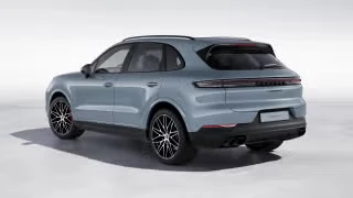 2026 Porsche Cayenne - Image 17 of 30