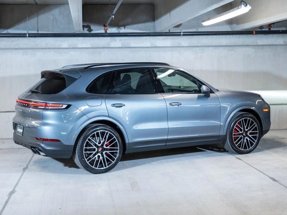 2026 Porsche 9Y0/9Y3 Cayenne S - Image 9 of 29