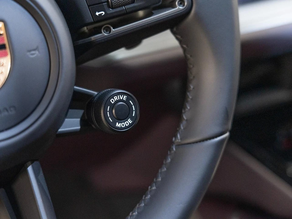 2026 Porsche 9Y0/9Y3 Cayenne S - Image 23 of 29