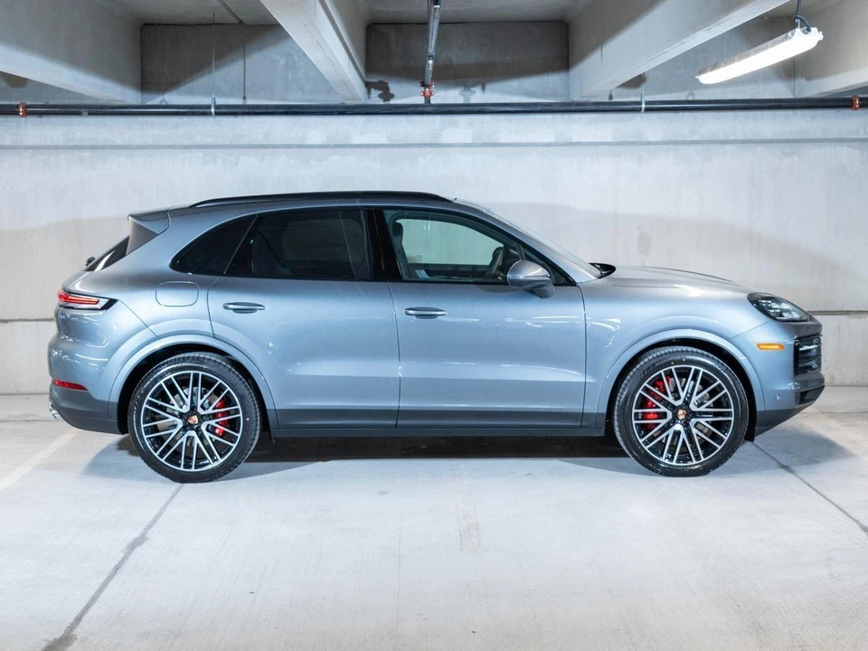 2026 Porsche 9Y0/9Y3 Cayenne S - Image 8 of 29
