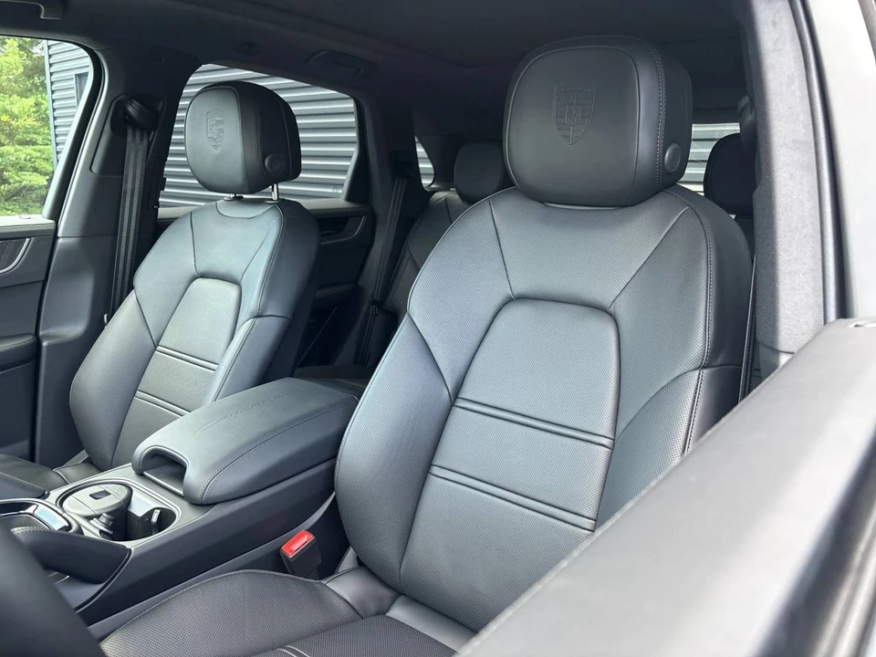 2026 Porsche 9Y0/9Y3 Cayenne S - Image 5 of 5