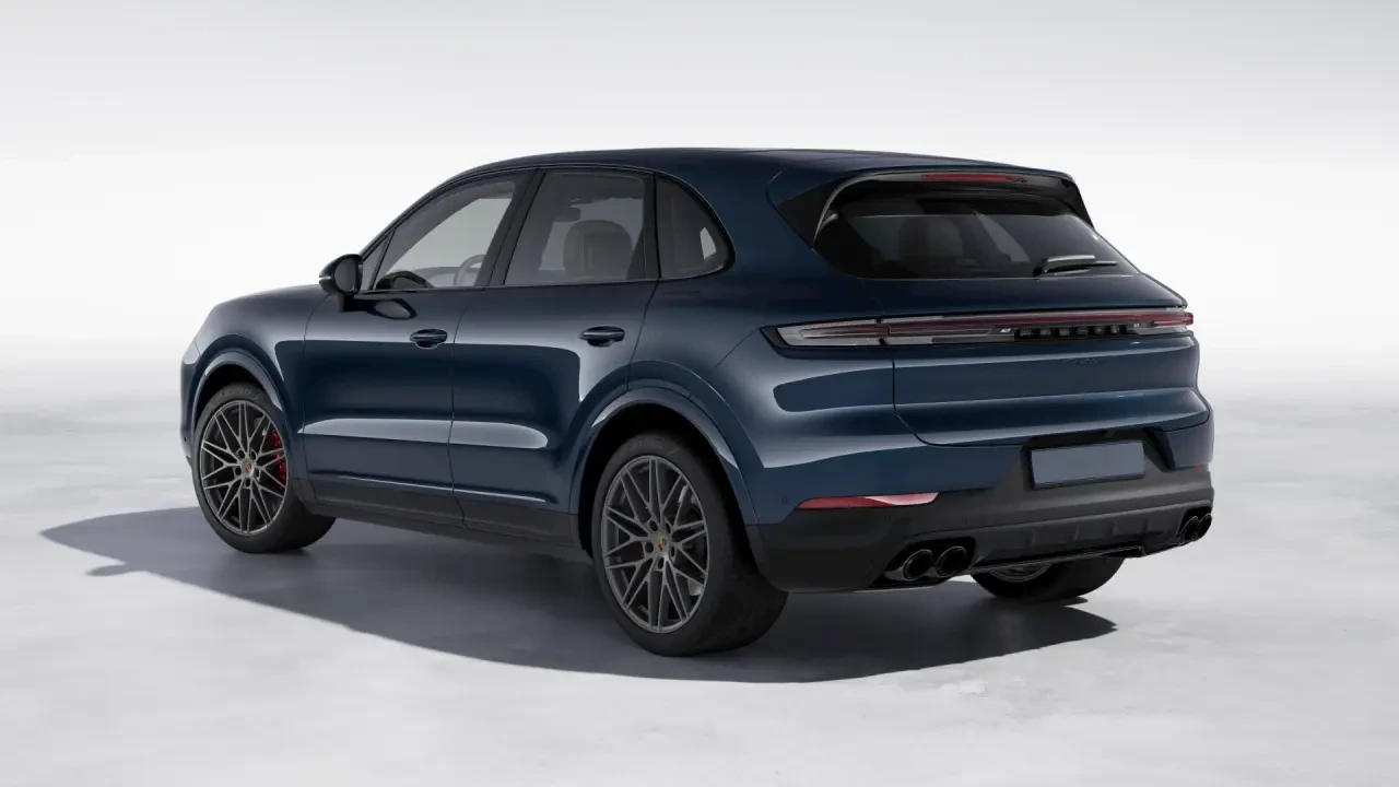 2026 Porsche Cayenne - Image 24 of 30