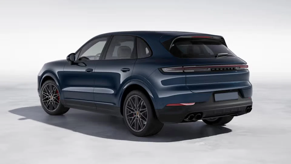 2026 Porsche Cayenne - Image 19 of 30