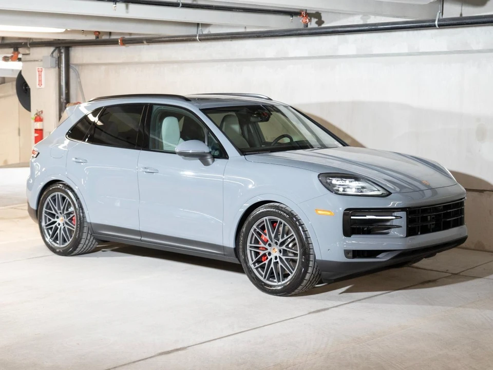 2026 Porsche 9Y0/9Y3 Cayenne S - Image 7 of 28