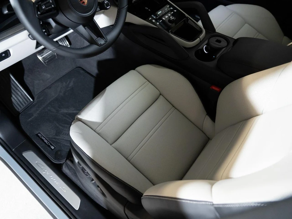 2026 Porsche 9Y0/9Y3 Cayenne S - Image 14 of 28
