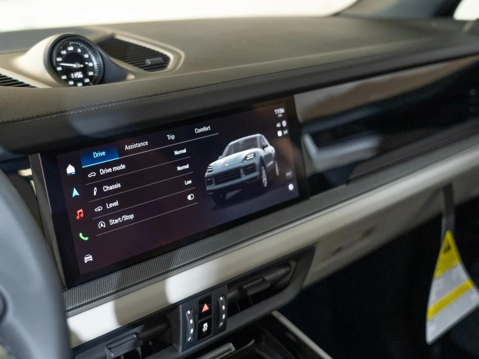 2026 Porsche 9Y0/9Y3 Cayenne S - Image 20 of 28