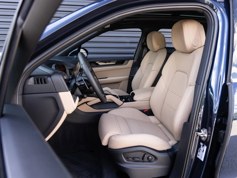 2026 Porsche 9Y0/9Y3 Cayenne S - Image 5 of 5