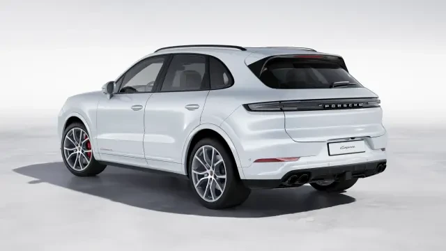 2026 Porsche Cayenne - Image 22 of 30