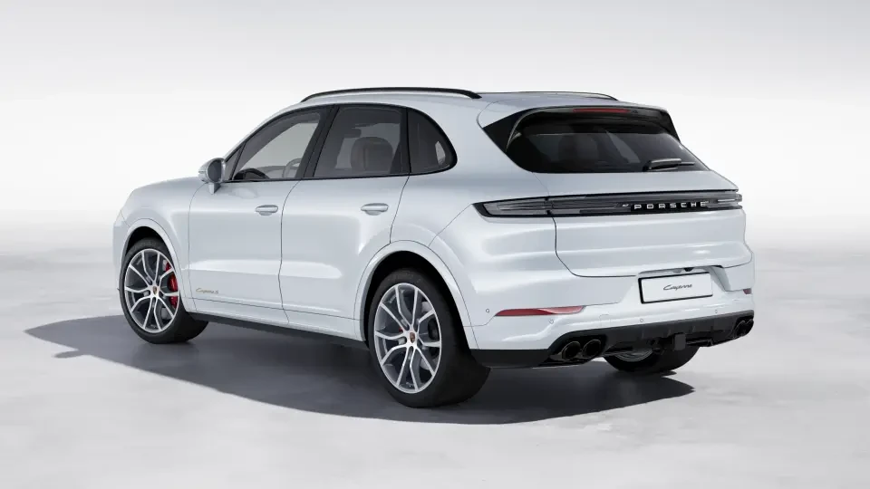2026 Porsche Cayenne - Image 23 of 30