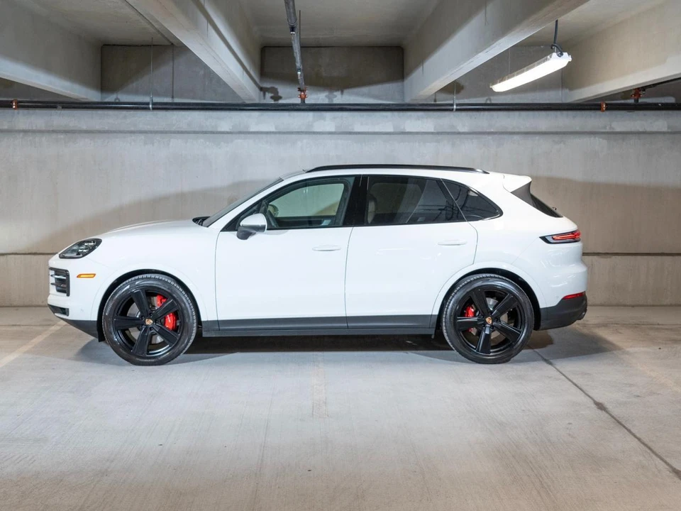 2026 Porsche 9Y0/9Y3 Cayenne S - Image 3 of 27