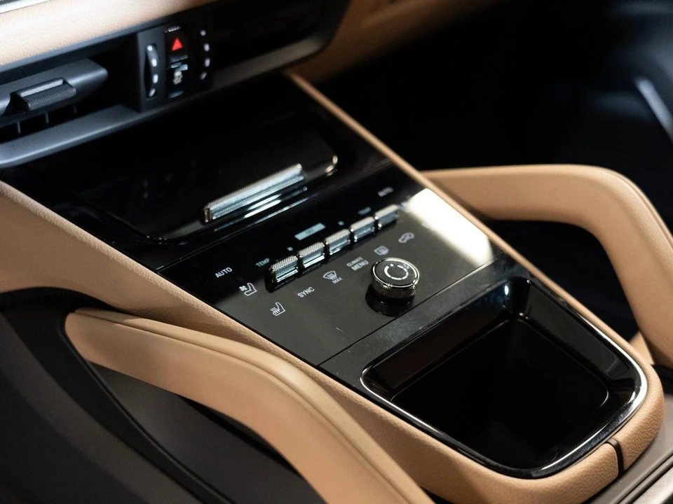 2026 Porsche 9Y0/9Y3 Cayenne S - Image 22 of 27