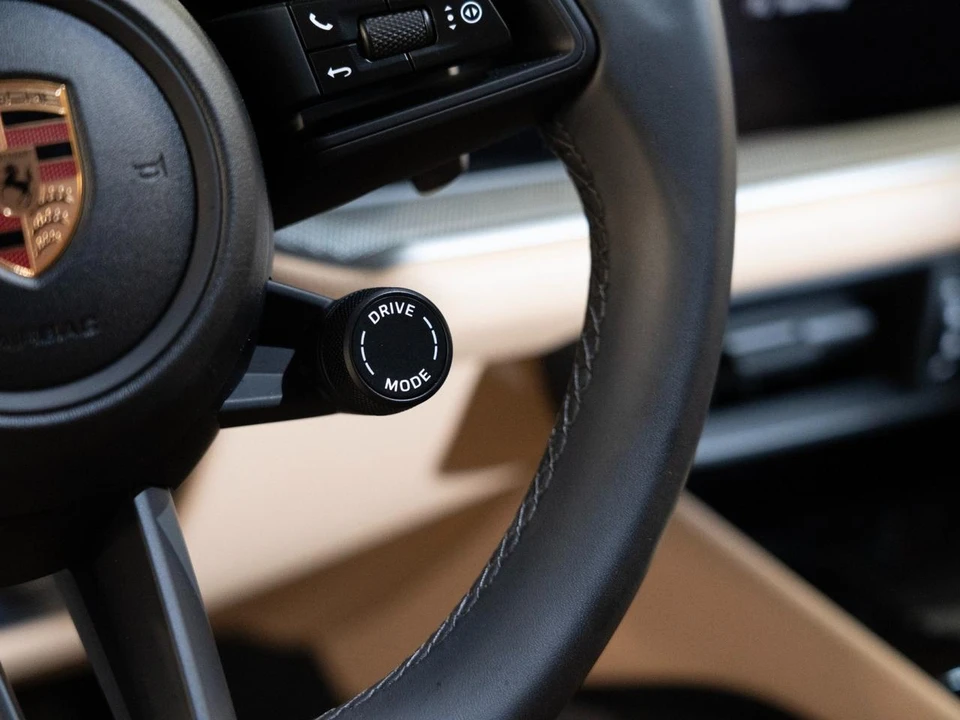 2026 Porsche 9Y0/9Y3 Cayenne S - Image 23 of 27