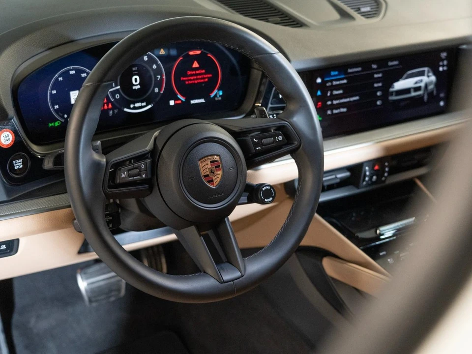 2026 Porsche 9Y0/9Y3 Cayenne S - Image 16 of 27