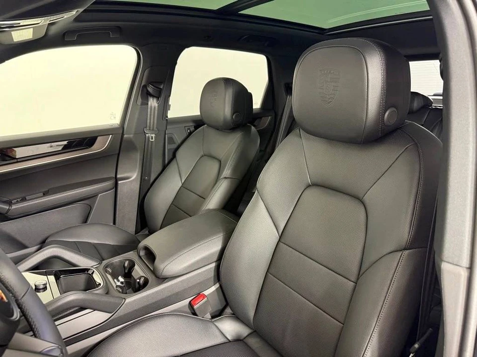 2026 Porsche 9Y0/9Y3 Cayenne S - Image 5 of 5