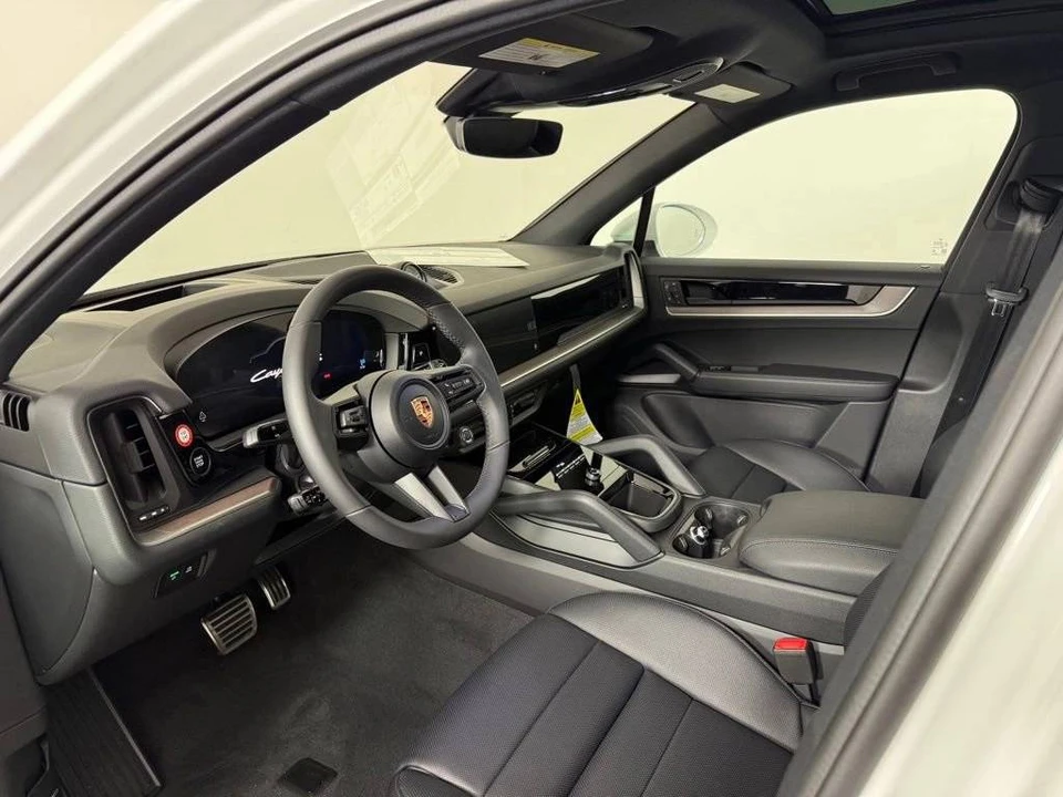 2026 Porsche 9Y0/9Y3 Cayenne S - Image 4 of 5