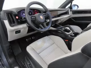 2026 Porsche 9Y0/9Y3 Cayenne S - Image 25 of 31