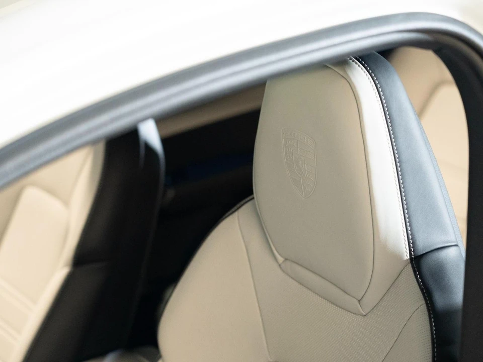 2026 Porsche 9Y0/9Y3 Cayenne S - Image 25 of 29