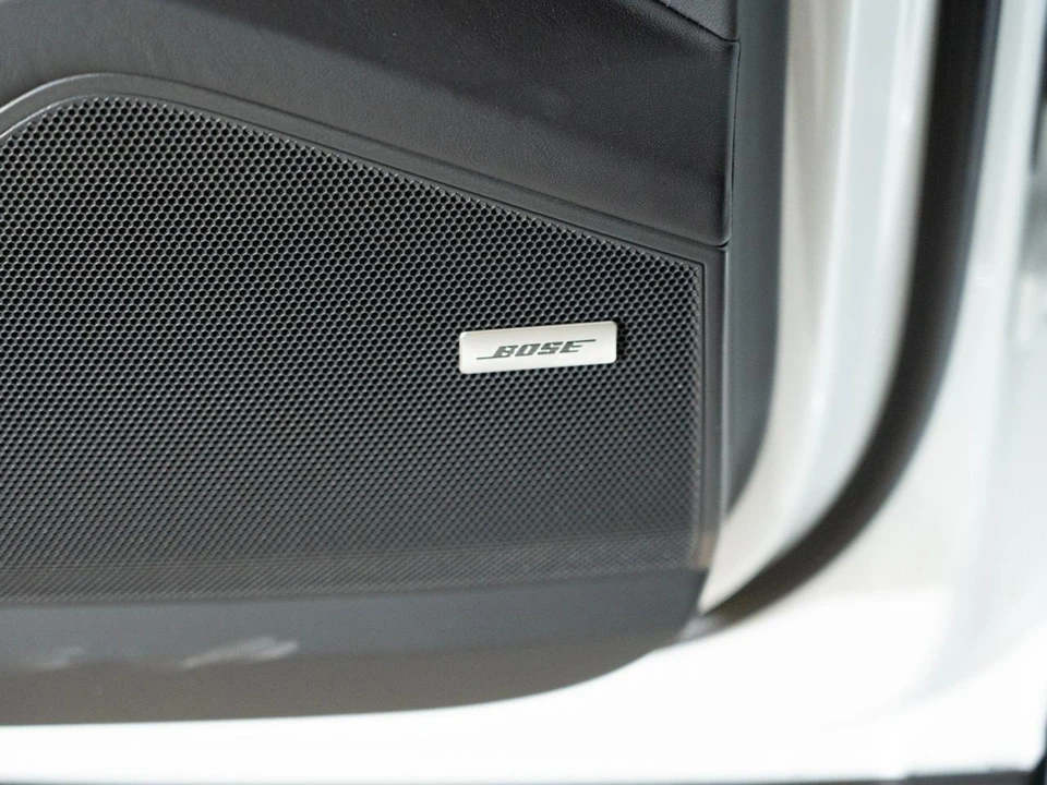 2026 Porsche 9Y0/9Y3 Cayenne S - Image 18 of 29