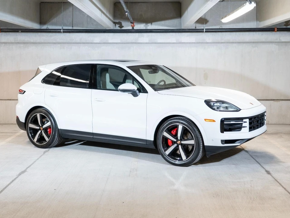 2026 Porsche 9Y0/9Y3 Cayenne S - Image 7 of 29