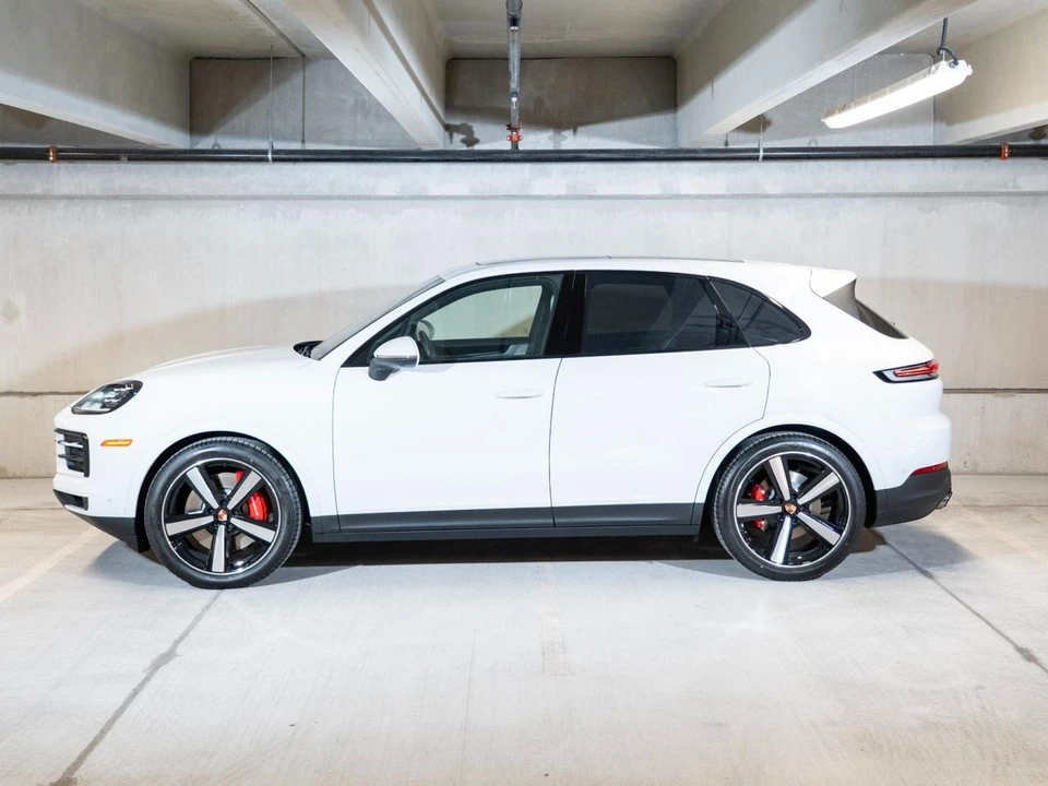 2026 Porsche 9Y0/9Y3 Cayenne S - Image 2 of 29