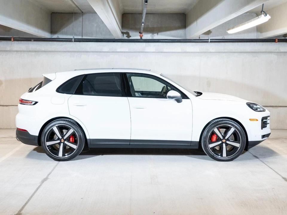 2026 Porsche 9Y0/9Y3 Cayenne S - Image 8 of 29
