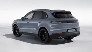 2026 Porsche Cayenne - Image 21 of 30