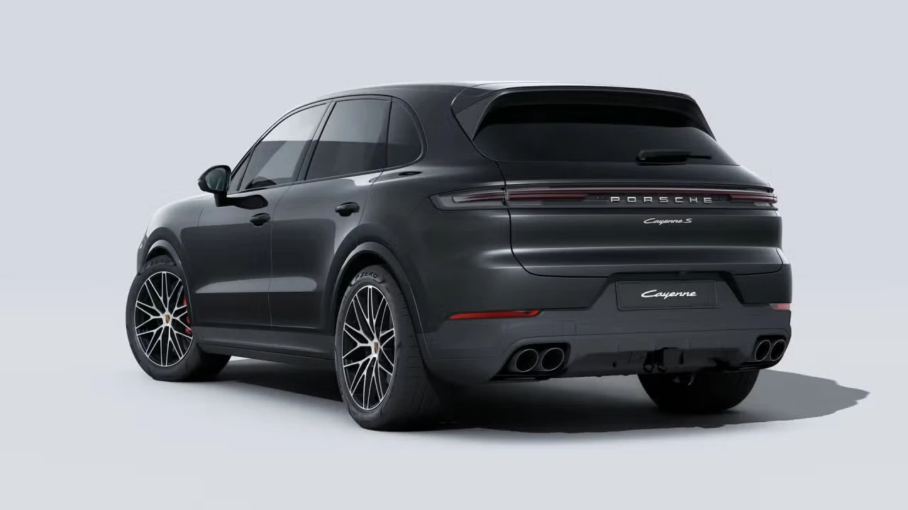 2026 Porsche Cayenne - Image 20 of 31