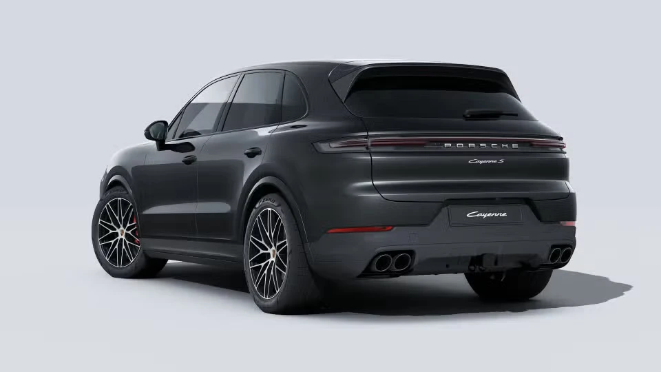 2026 Porsche Cayenne - Image 19 of 31