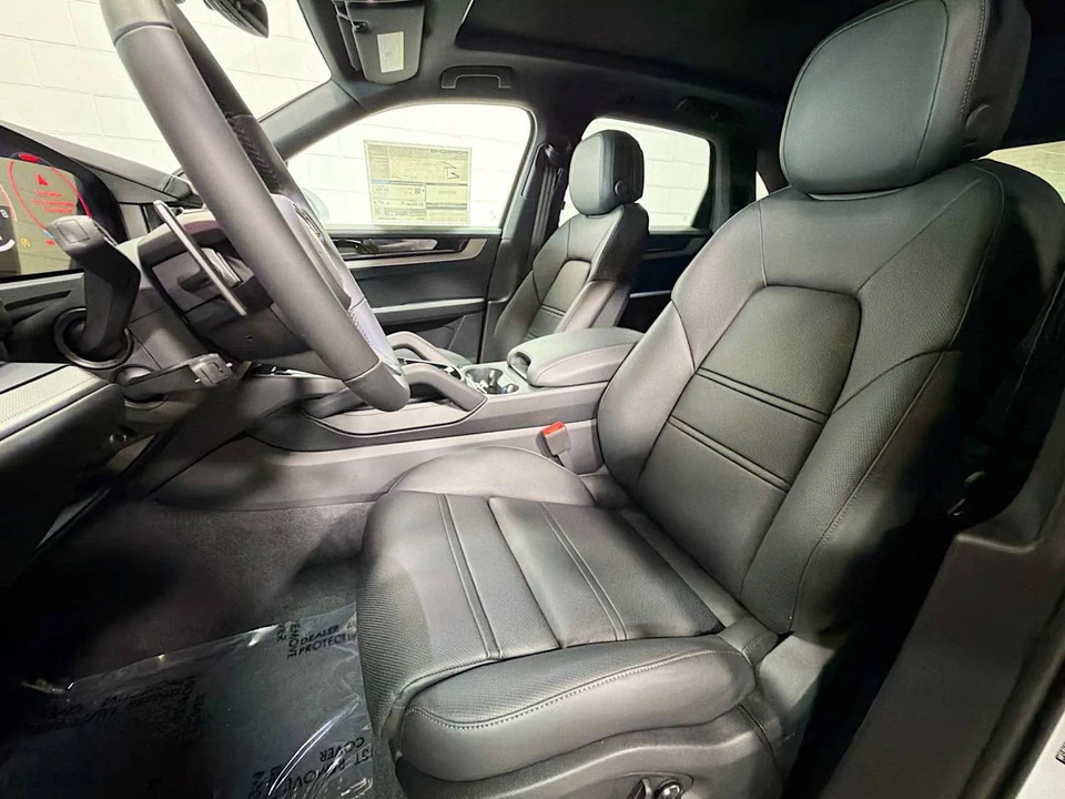 2026 Porsche 9Y0/9Y3 Cayenne S - Image 5 of 5