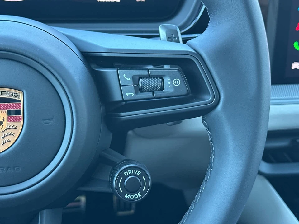 2026 Porsche 9Y0/9Y3 Cayenne S - Image 29 of 31